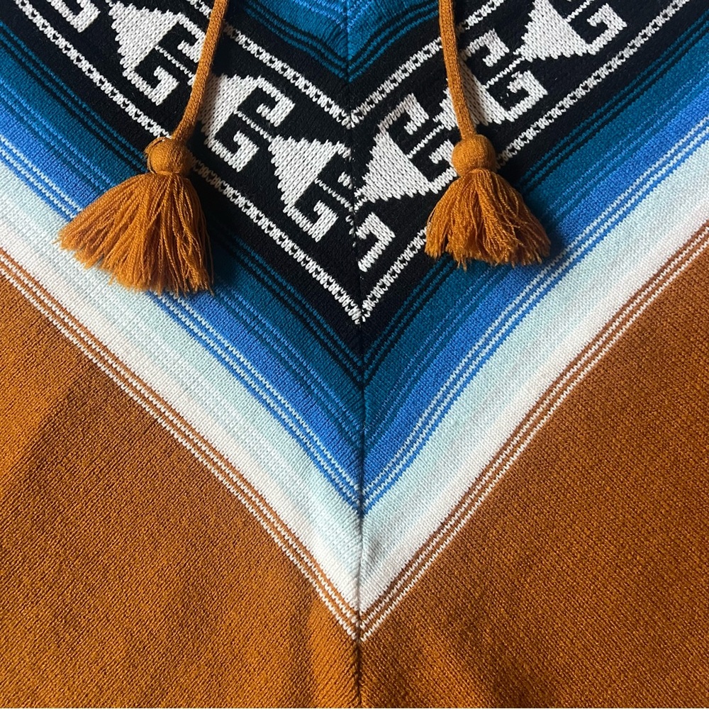 Brown and Blue Knit Poncho - Picture 4 of 4